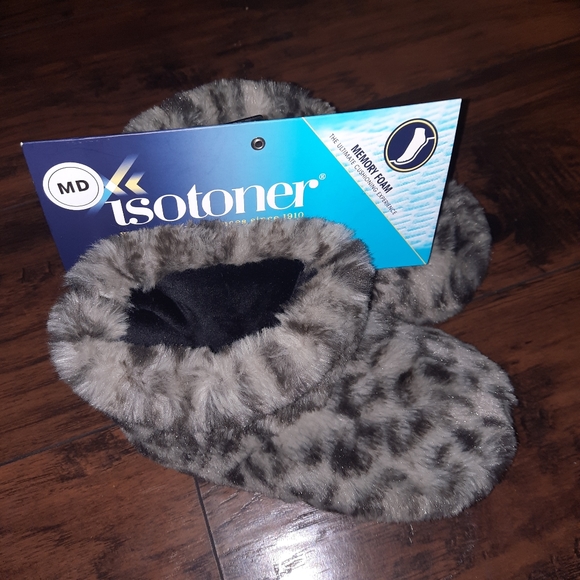 Isotoners Memory Foam Cheetah Grey Slippers